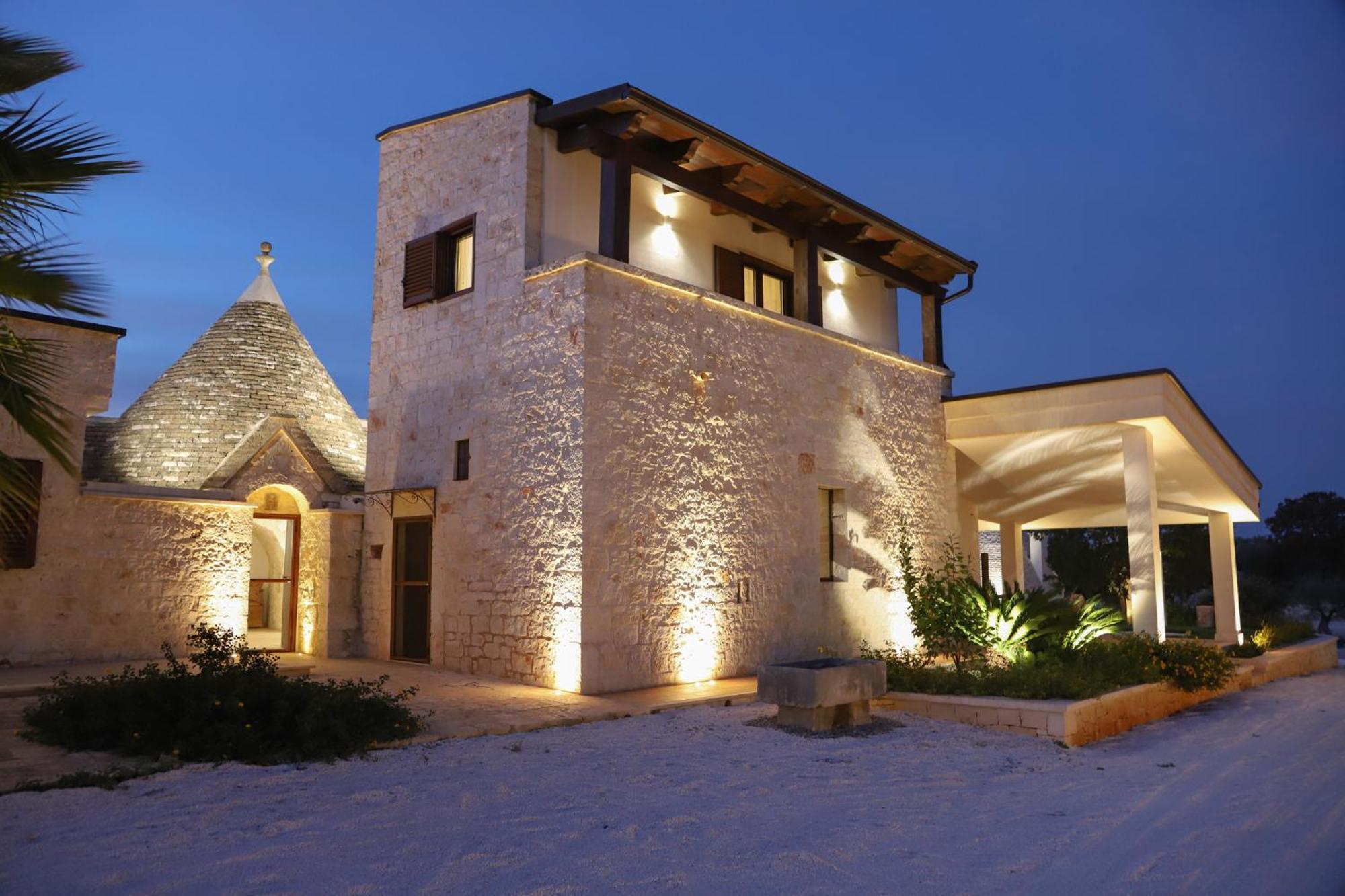 Villa Td Trulli Saveni Trulli With Pool Near The Centre Castellana Grotte Exterior foto